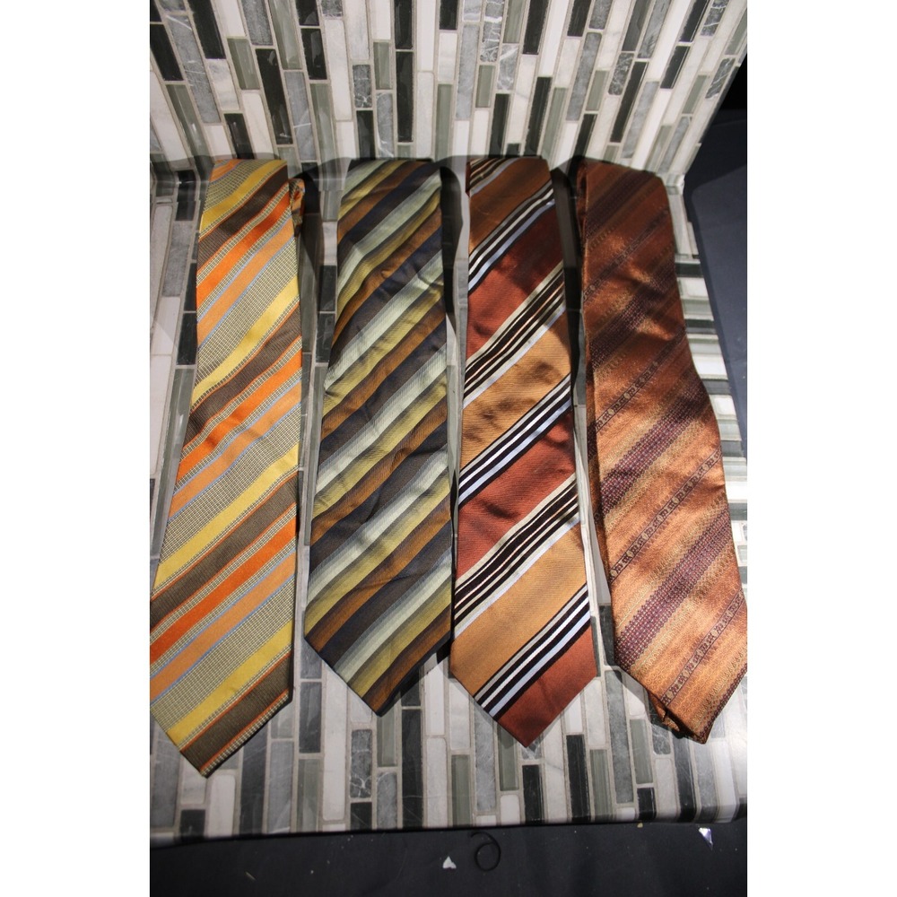 Lot of 4 Designer Silk Ties‎